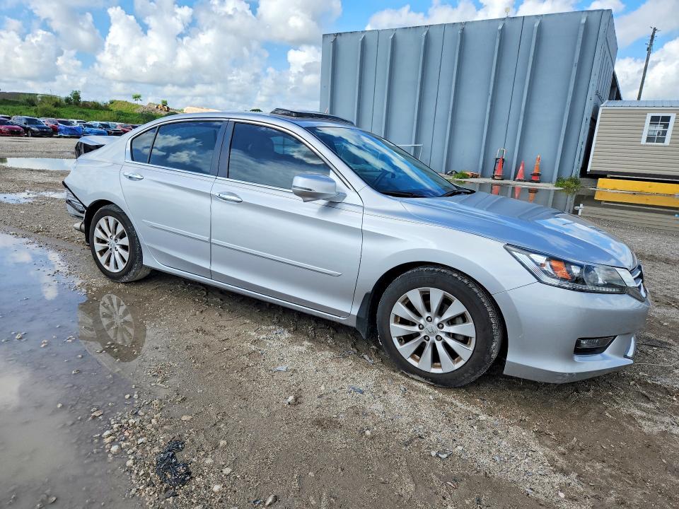 2014 Honda Accord მანქანა იყიდება აუქციონზე, vin: 1HGCR2F84EA157822, აუქციონის ნომერი: 67544746
