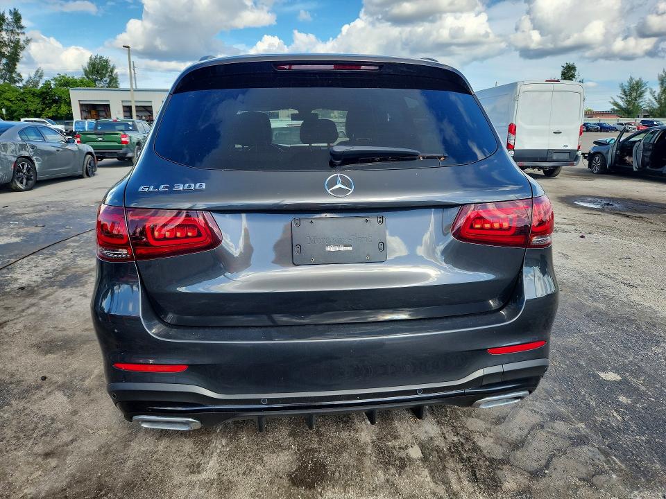 Продажа на аукционе авто 2021 Mercedes-benz Glc, vin: W1N0G8DB9MF998005, номер лота: 70371376