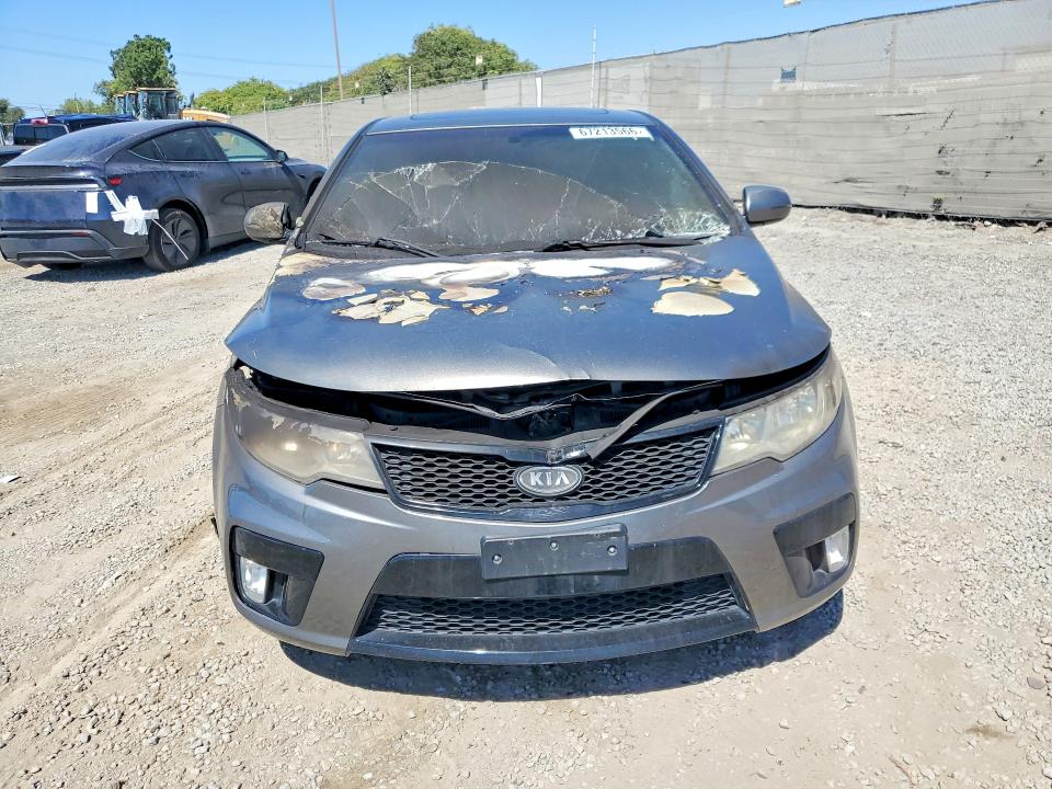 67213566 :رقم المزاد ، KNAFU6A2XB5355276 vin ، 2011 Kia Forte Koup مزاد بيع