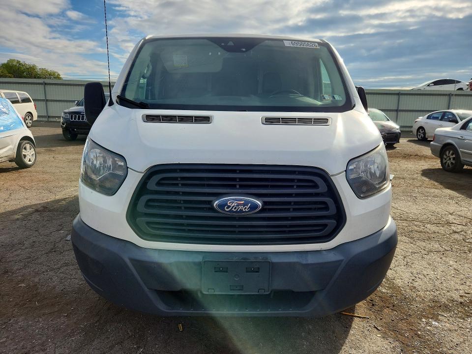 69505626 :رقم المزاد ، 1FTYE1ZMXHKB47491 vin ، 2017 Ford Transit مزاد بيع