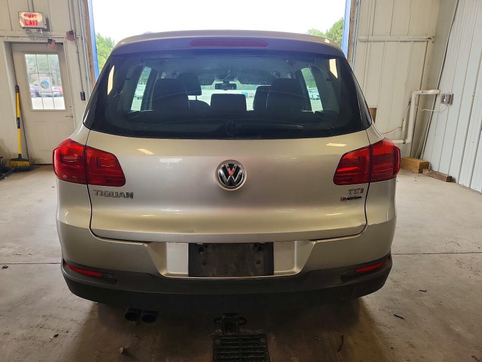 2016 Volkswagen Tiguan მანქანა იყიდება აუქციონზე, vin: WVGBV7AX0GW604486, აუქციონის ნომერი: 67802746