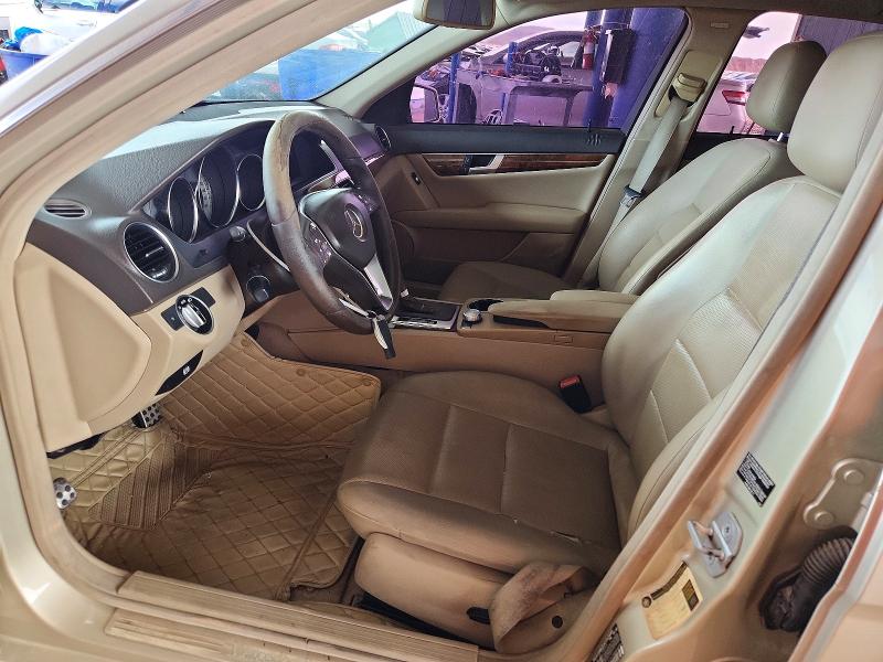 Продажа на аукционе авто 2012 Mercedes-benz C, vin: WDDGF4HB8CR219143, номер лота: 69889676