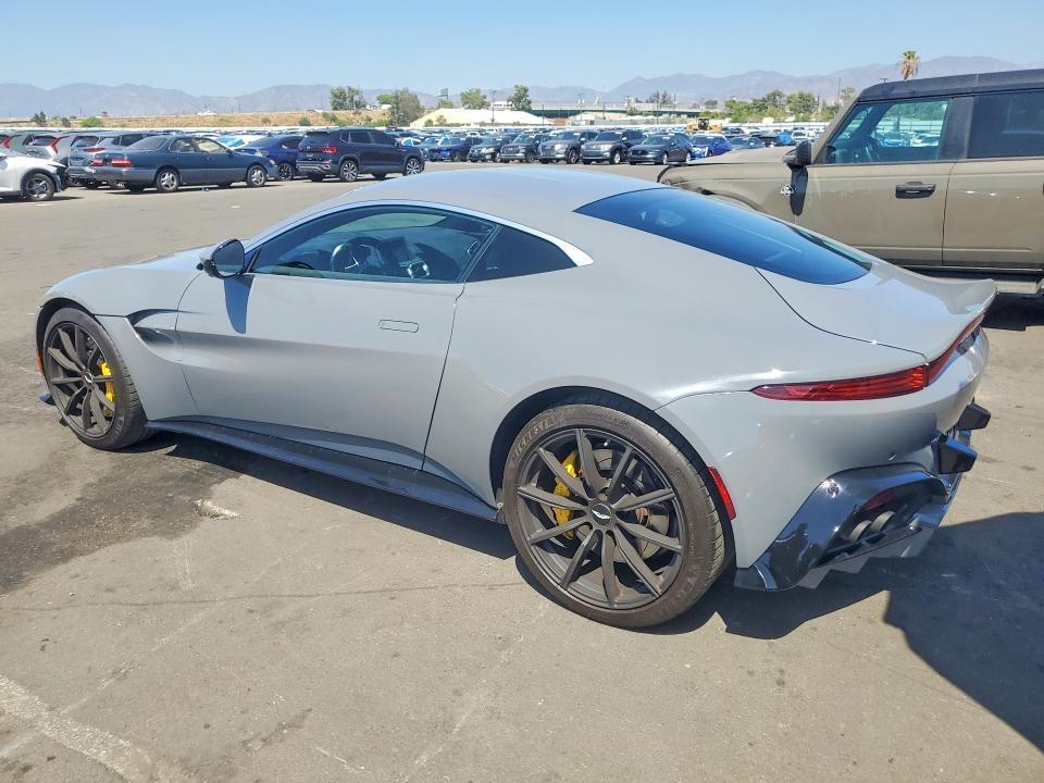 68882526 :رقم المزاد ، SCFSMGAW1KGN01886 vin ، 2019 Aston Martin Vantage مزاد بيع
