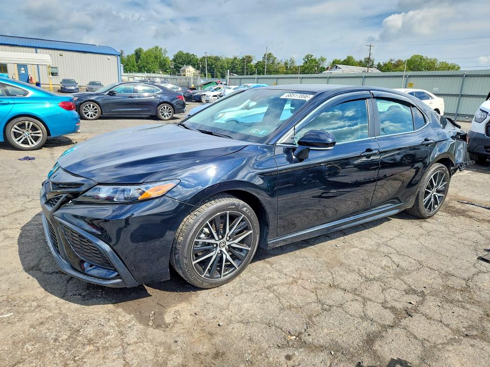 Продаж на аукціоні авто 2024 Toyota Camry, vin: 4T1G11AK6RU872279, номер лоту: 68517896