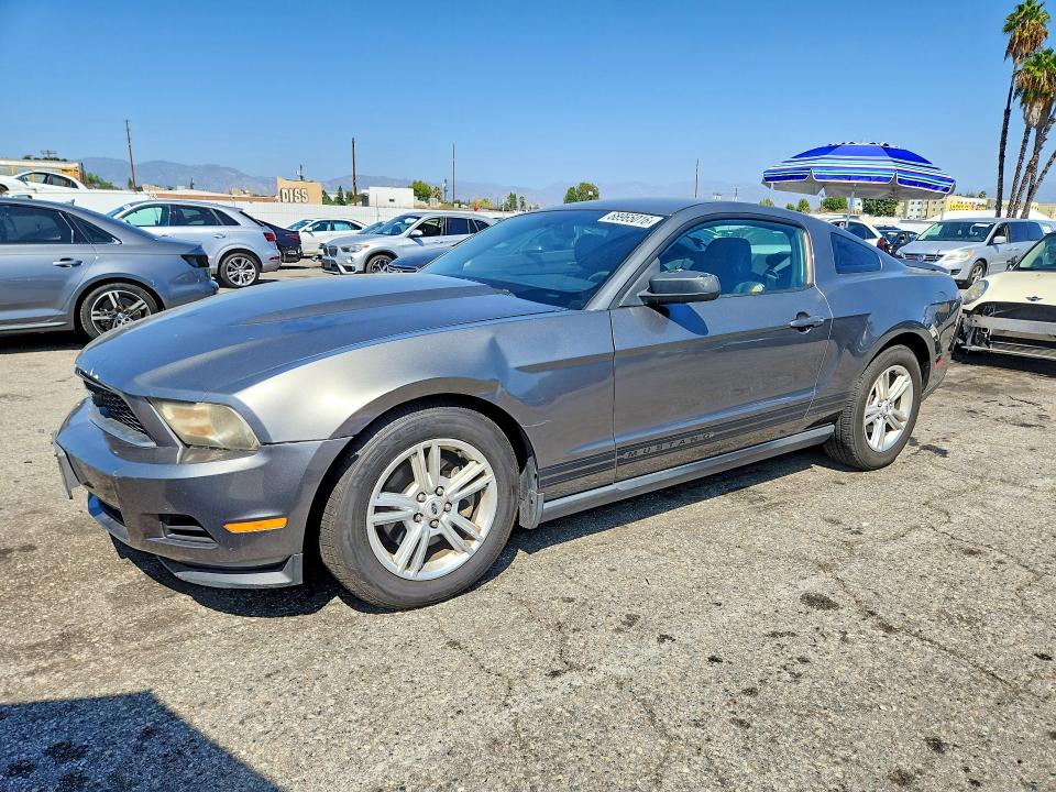 68965016 :رقم المزاد ، 1ZVBP8AM1C5288605 vin ، 2012 Ford Mustang مزاد بيع
