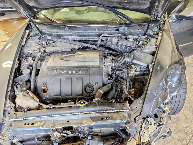 68651416 :رقم المزاد ، JH4KB16505C010401 vin ، 2005 Acura Rl مزاد بيع