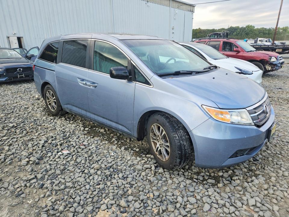 69028806 :رقم المزاد ، 5FNRL5H6XCB061060 vin ، 2012 Honda Odyssey مزاد بيع
