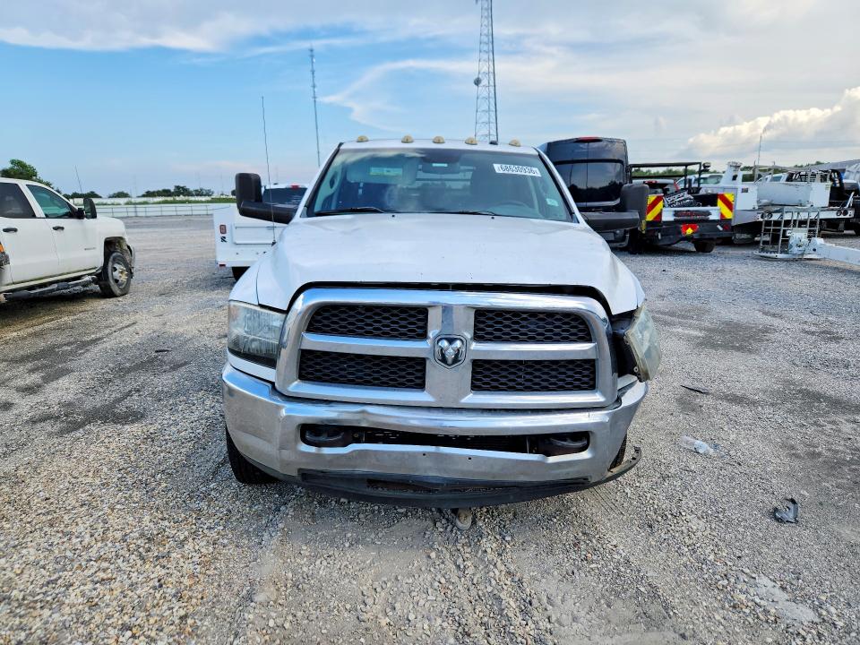68630936 :رقم المزاد ، 3C7WRSCL0EG317719 vin ، 2014 Ram 3500 مزاد بيع