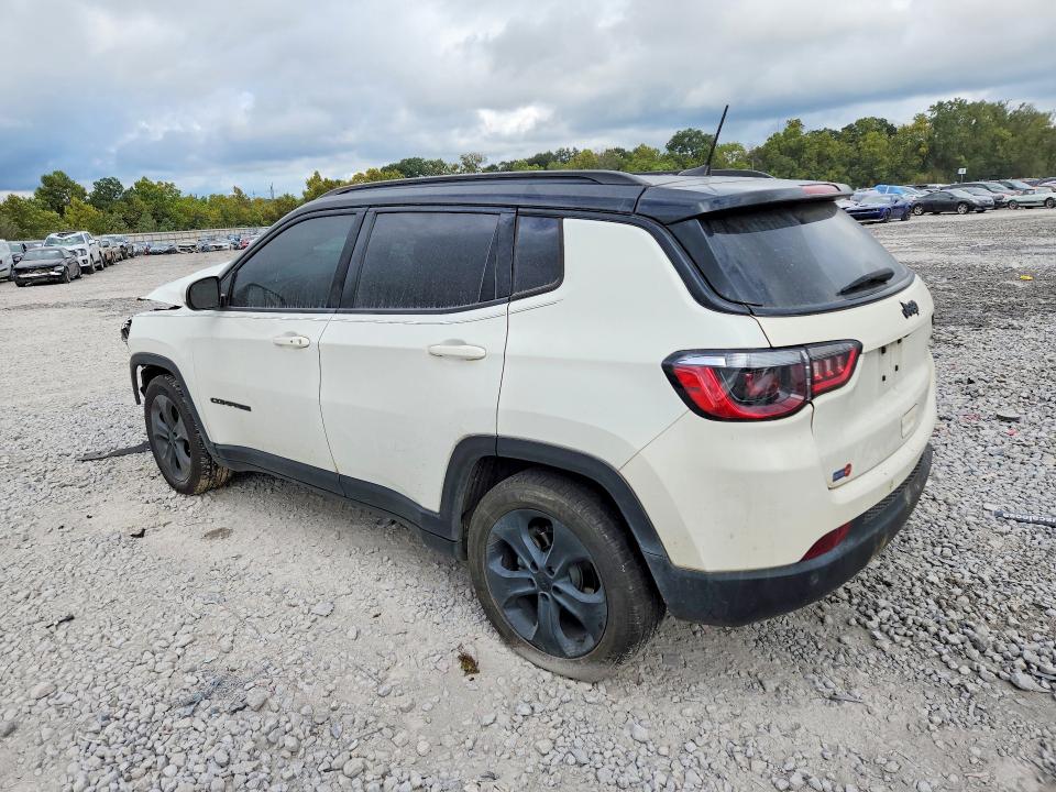 2021 Jeep Compass მანქანა იყიდება აუქციონზე, vin: 3C4NJCBBXMT526907, აუქციონის ნომერი: 70108436