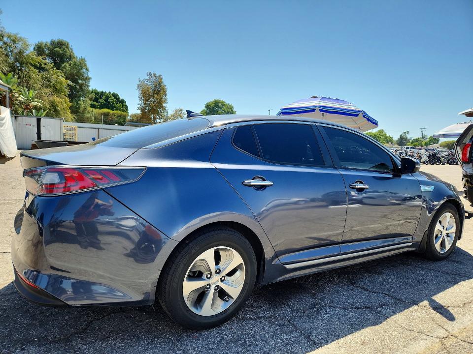 Продаж на аукціоні авто 2015 Kia Optima, vin: KNAGM4AD3F5080267, номер лоту: 68826306