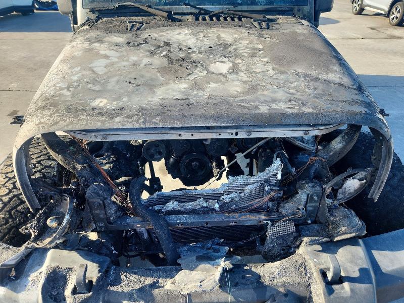 2015 Jeep Wrangler Unlimited მანქანა იყიდება აუქციონზე, vin: 1C4BJWDG9FL524044, აუქციონის ნომერი: 68774246