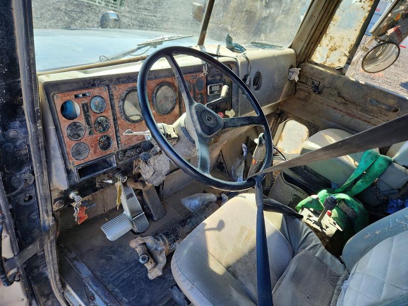 1994 International 9000 მანქანა იყიდება აუქციონზე, vin: 2HSFHGMR5RC082213, აუქციონის ნომერი: 67206316