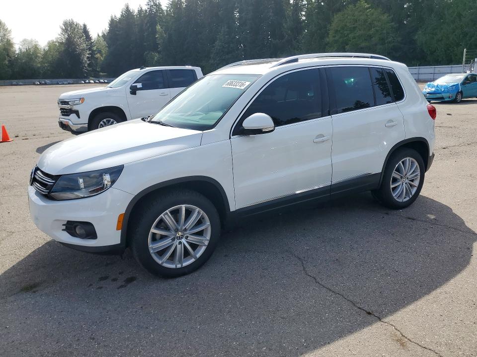 68633316 :رقم المزاد ، WVGBV7AX9FW563922 vin ، 2015 Volkswagen Tiguan مزاد بيع