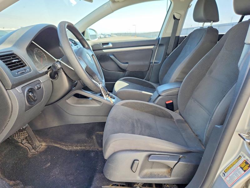 69901646 :رقم المزاد ، 3VWKZ71K29M271981 vin ، 2009 Volkswagen Jetta مزاد بيع