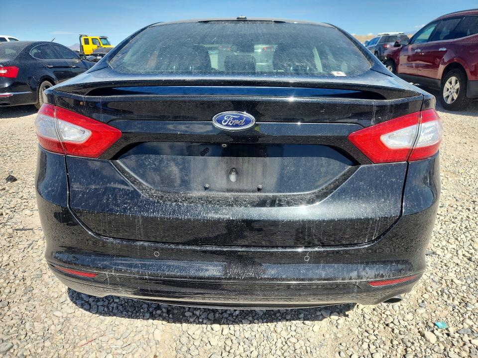 68582556 :رقم المزاد ، 3FA6P0SU9FR264841 vin ، 2015 Ford Fusion مزاد بيع