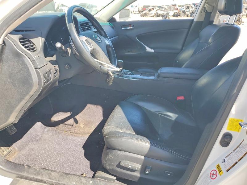69088076 :رقم المزاد ، JTHCE5C21C5002984 vin ، 2012 Lexus Is مزاد بيع