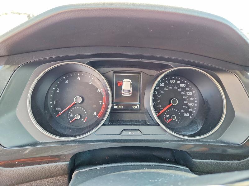 67165126 :رقم المزاد ، 3VV0B7AX9JM094961 vin ، 2018 Volkswagen Tiguan مزاد بيع