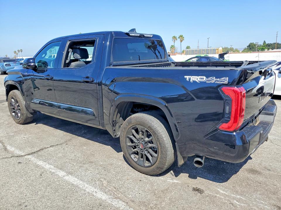 Продажа на аукционе авто 2025 Toyota Tundra, vin: 5TFWA5DB3SX257499, номер лота: 69621156
