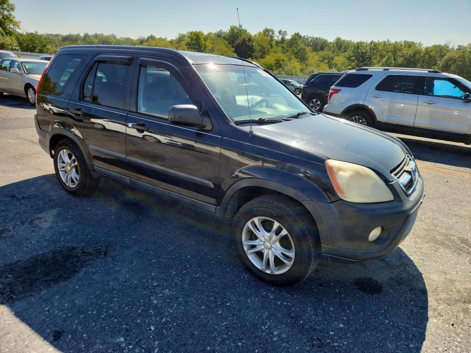 69393536 :رقم المزاد ، SHSRD78855U304392 vin ، 2005 Honda Cr-v مزاد بيع