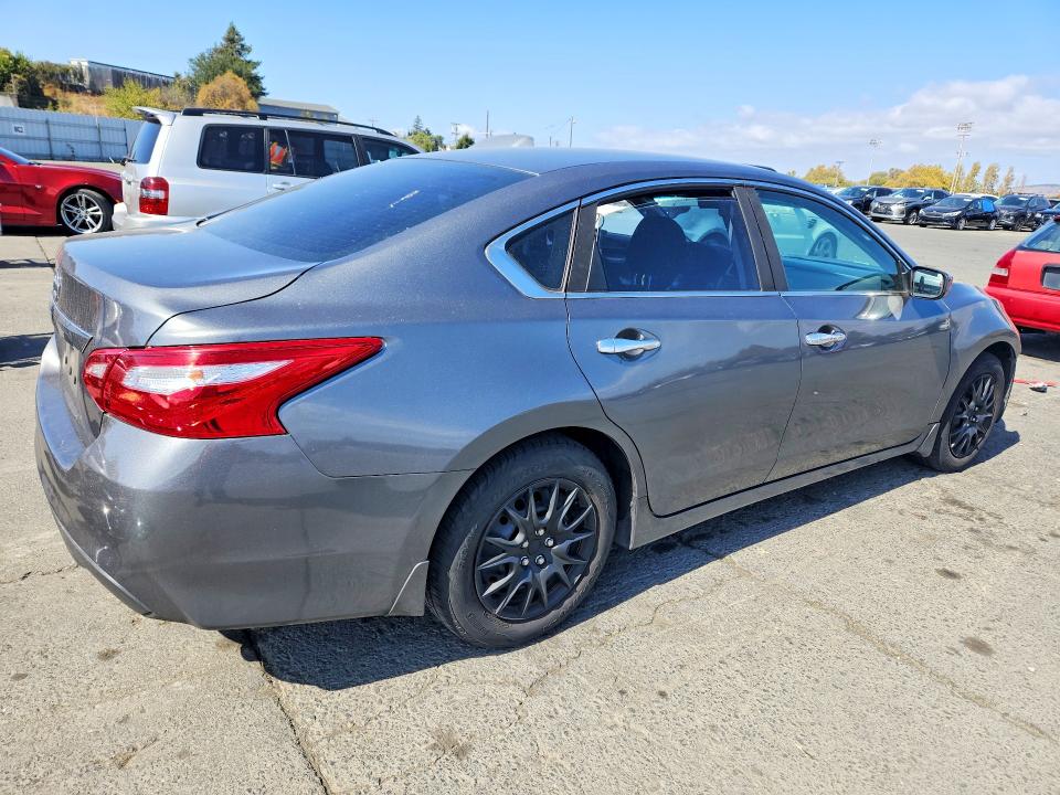 69438116 :رقم المزاد ، 1N4AL3AP1HC478789 vin ، 2017 Nissan Altima مزاد بيع