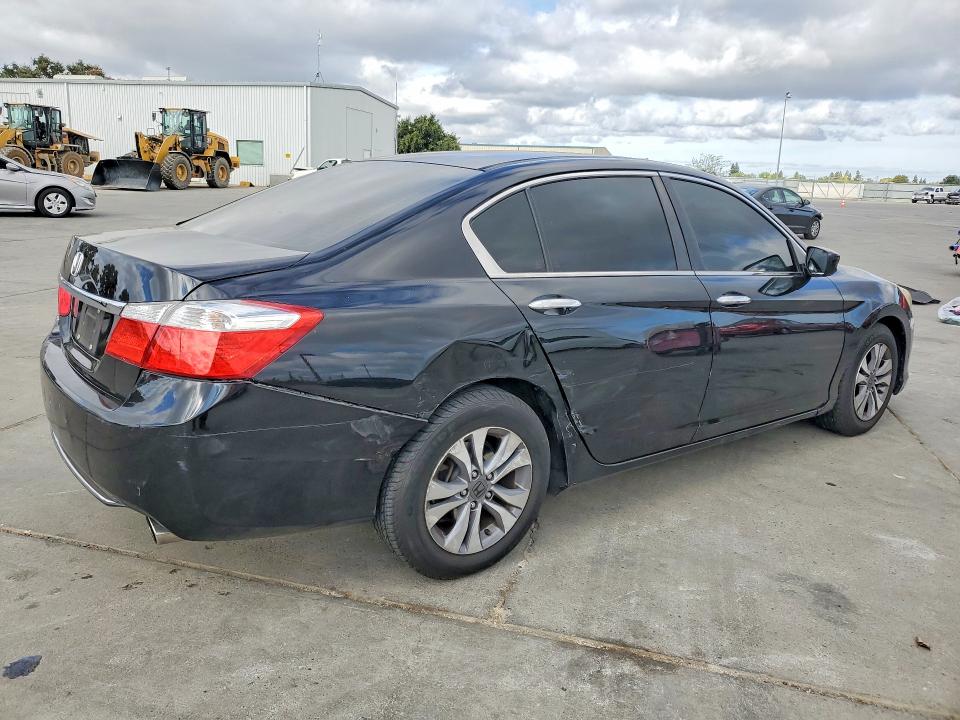 2015 Honda Accord მანქანა იყიდება აუქციონზე, vin: 1HGCR2F38FA033638, აუქციონის ნომერი: 67451086