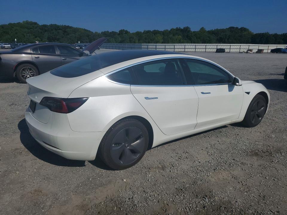 67422916 :رقم المزاد ، 5YJ3E1EA0KF484097 vin ، 2019 Tesla Model 3 مزاد بيع