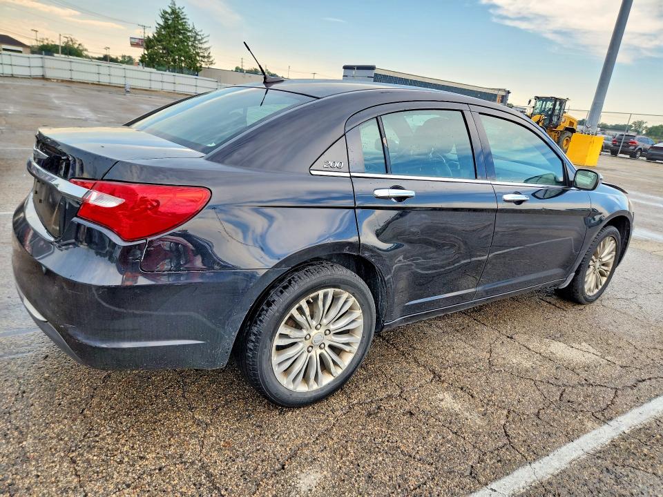 69302566 :رقم المزاد ، 1C3CCBCBXCN308043 vin ، 2012 Chrysler 200 مزاد بيع