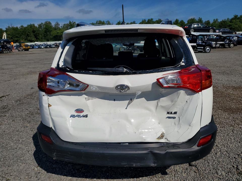 68354466 :رقم المزاد ، JTMRFREV4FD160916 vin ، 2015 Toyota Rav4 مزاد بيع