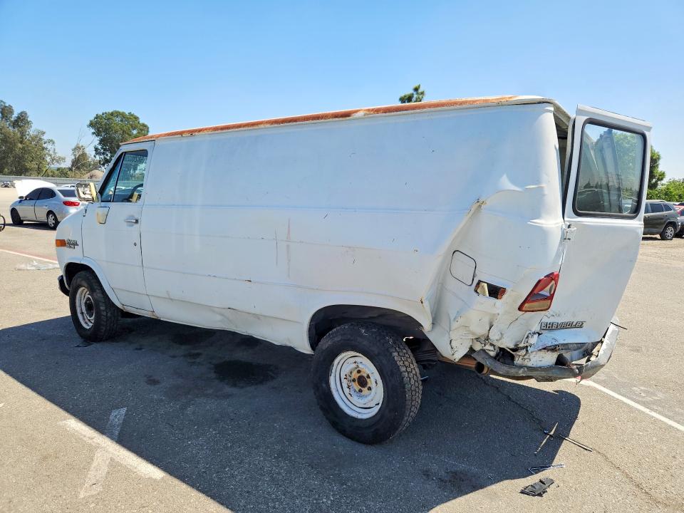 1992 Chevrolet G20 მანქანა იყიდება აუქციონზე, vin: 1GCEG25K9N7120210, აუქციონის ნომერი: 68200206