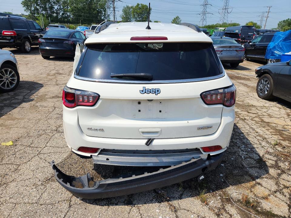 2018 Jeep Compass მანქანა იყიდება აუქციონზე, vin: 3C4NJDBB6JT281752, აუქციონის ნომერი: 66639526