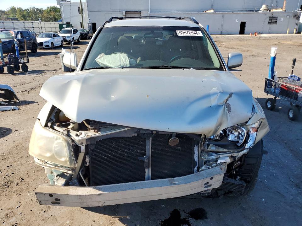 69673946 :رقم المزاد ، JTEHF21A030141168 vin ، 2003 Toyota Highlander مزاد بيع