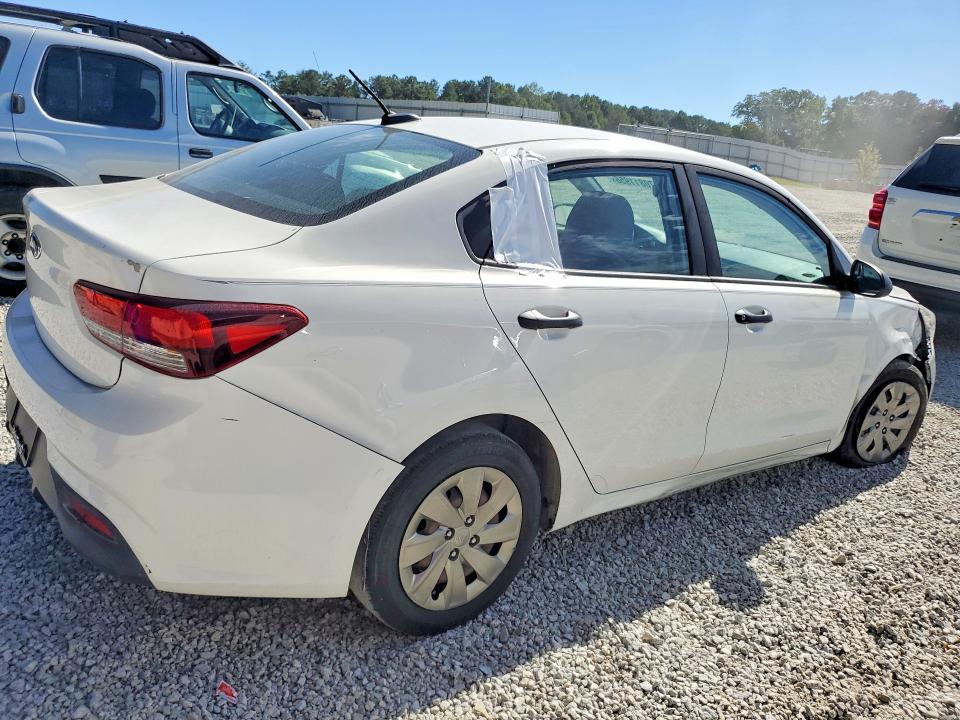 2018 Kia Rio მანქანა იყიდება აუქციონზე, vin: 3KPA24AB9JE051141, აუქციონის ნომერი: 70811956