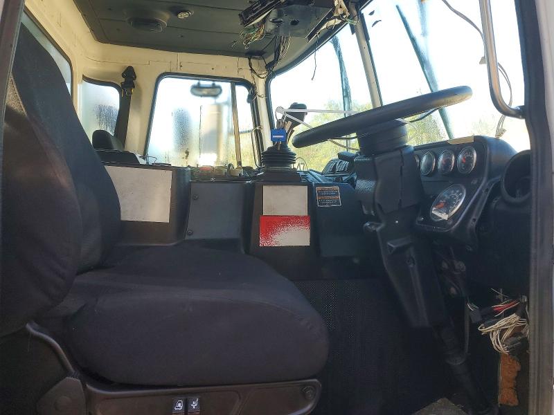 2011 Autocar Xpeditor მანქანა იყიდება აუქციონზე, vin: 5VCACRKF6BH211938, აუქციონის ნომერი: 68017256