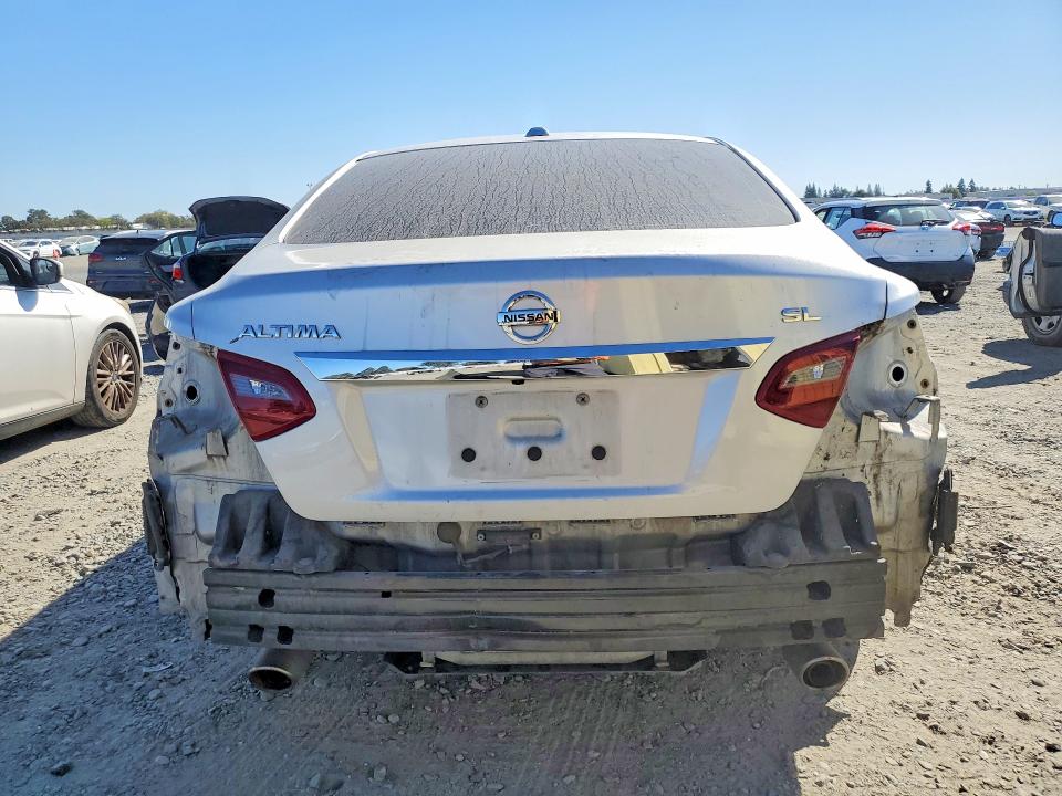 69948636 :رقم المزاد ، 1N4AL3AP7JC213090 vin ، 2018 Nissan Altima مزاد بيع
