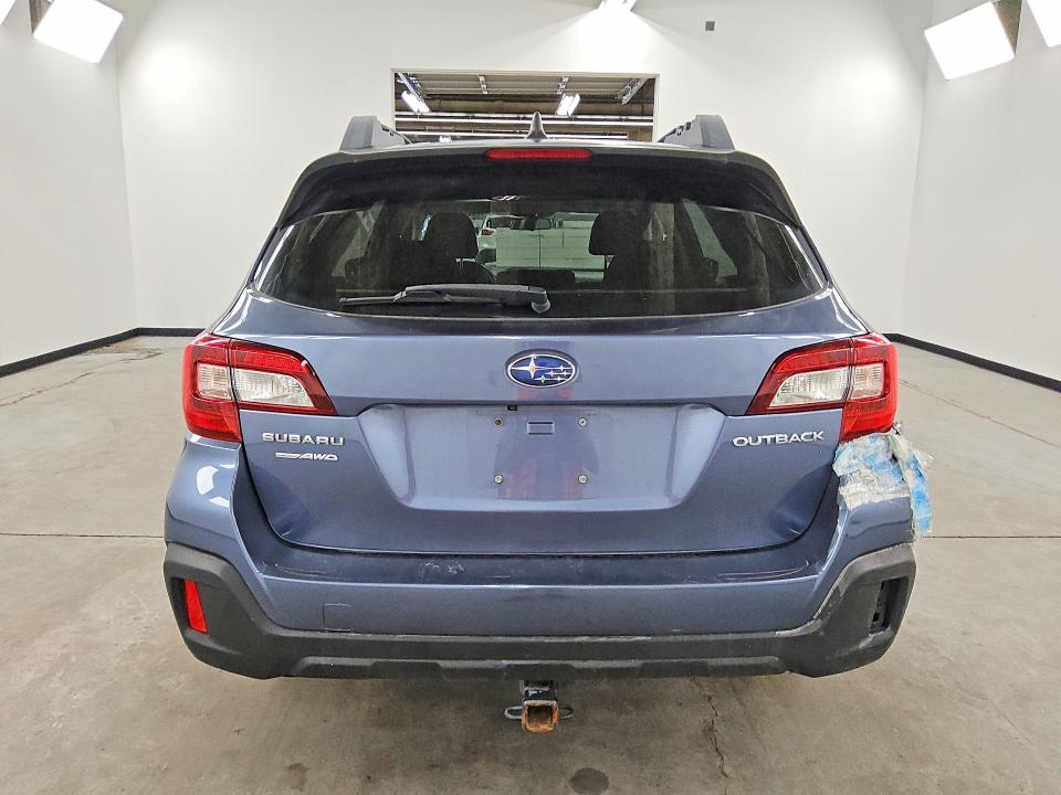 67003696 :رقم المزاد ، 4S4BSACC8J3226796 vin ، 2018 Subaru Outback مزاد بيع