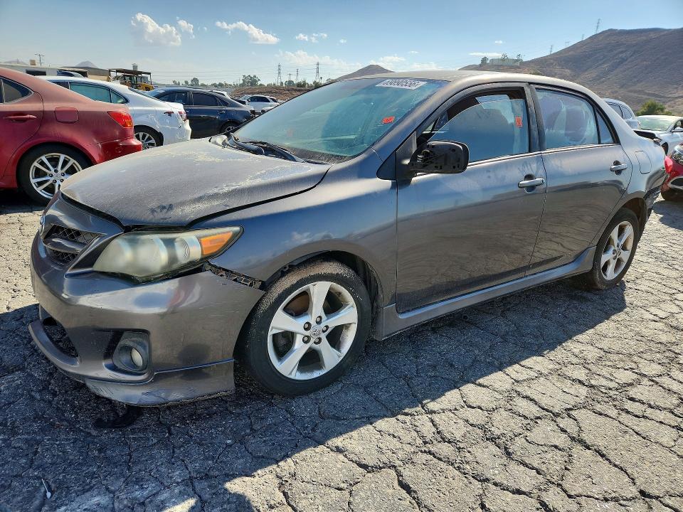 2013 Toyota Corolla მანქანა იყიდება აუქციონზე, vin: 5YFBU4EE2DP093964, აუქციონის ნომერი: 69890556