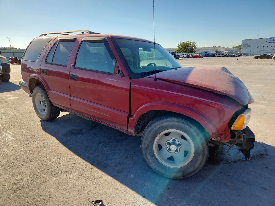 67684516 :رقم المزاد ، 1GNCS13W6V2171478 vin ، 1997 Chevrolet Blazer مزاد بيع