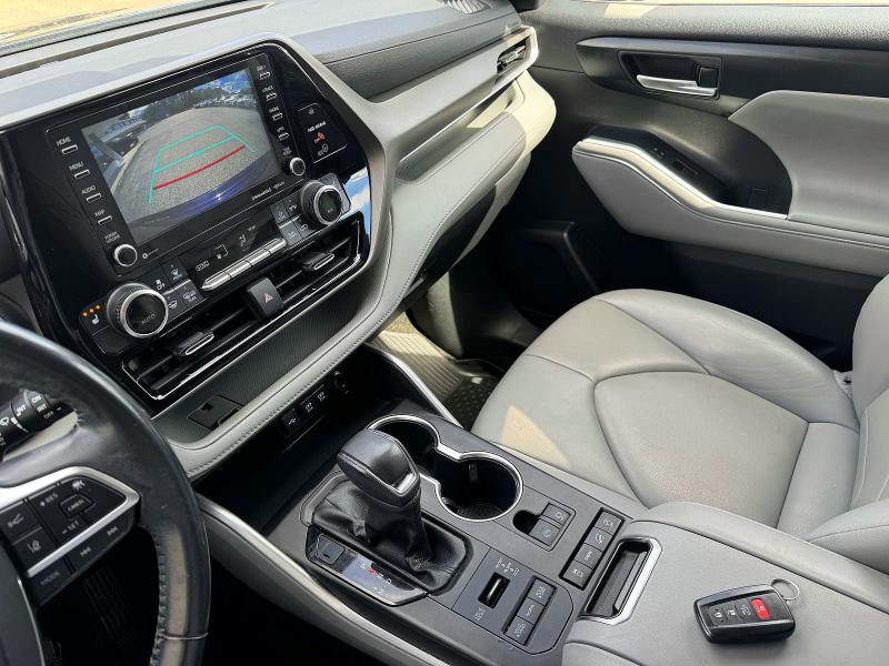 Продаж на аукціоні авто 2021 Toyota Highlander, vin: 5TDGZRBH6MS553797, номер лоту: 70494586