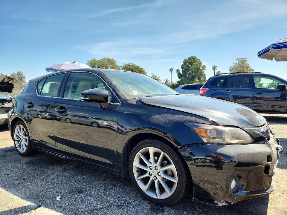 70440486 :رقم المزاد ، JTHKD5BH3D2165482 vin ، 2013 Lexus Ct مزاد بيع