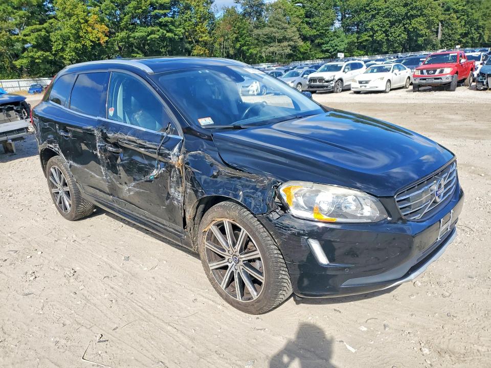 Продажа на аукционе авто 2016 Volvo Xc60, vin: YV4612RK8G2826369, номер лота: 70029636