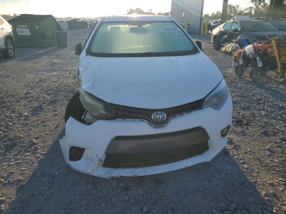2015 Toyota Corolla მანქანა იყიდება აუქციონზე, vin: 2T1BURHE6FC285447, აუქციონის ნომერი: 70060936