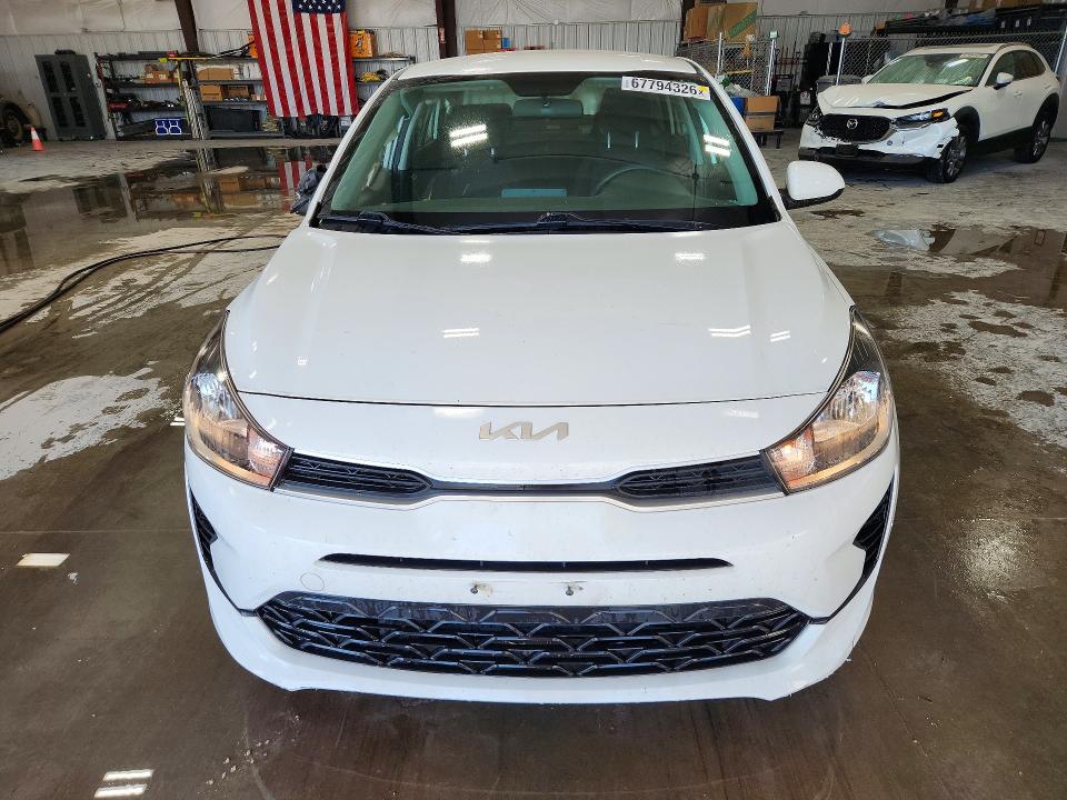 67794326 :رقم المزاد ، 3KPA24AD3NE444673 vin ، 2022 Kia Rio مزاد بيع