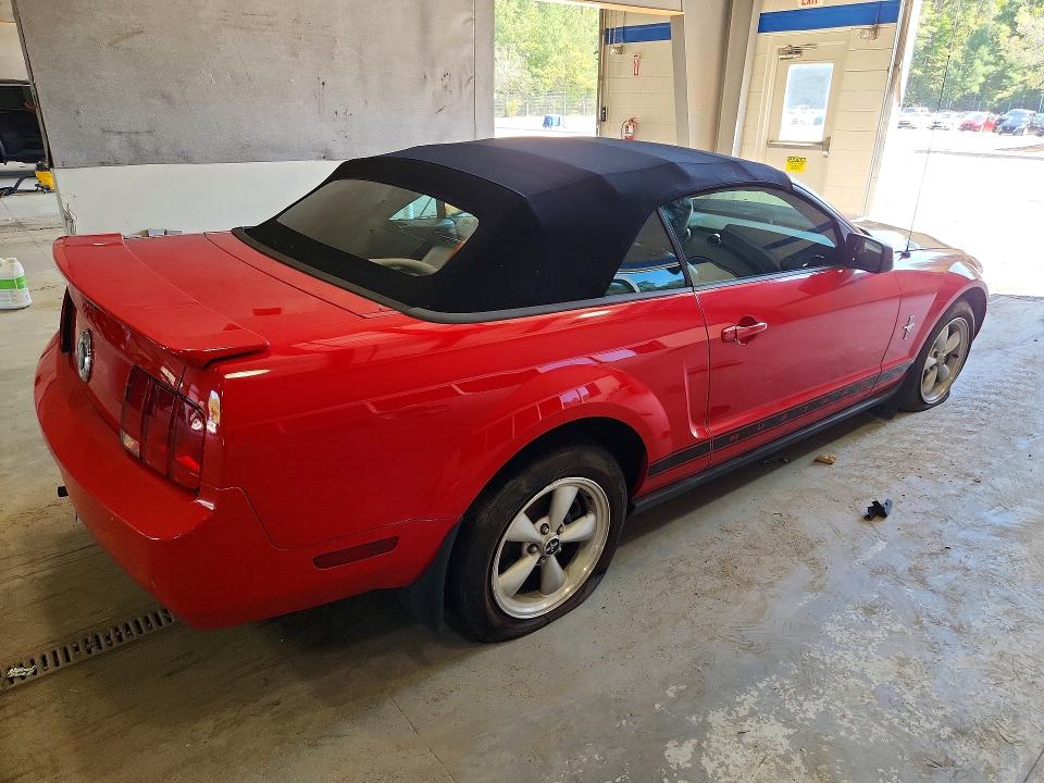 68991486 :رقم المزاد ، 1ZVHT84NX75314926 vin ، 2007 Ford Mustang مزاد بيع