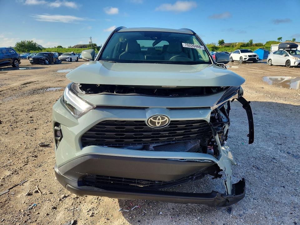 Продажа на аукционе авто 2023 Toyota Rav4, vin: 2T3A1RFV8PW407563, номер лота: 70220486