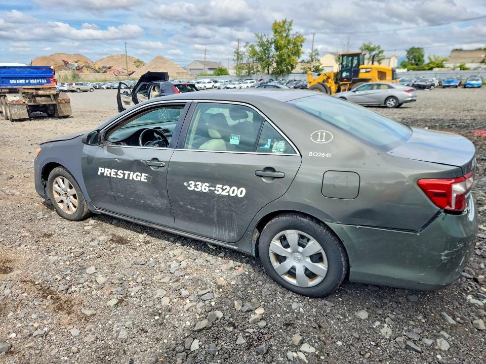 2014 Toyota Camry მანქანა იყიდება აუქციონზე, vin: 4T4BF1FK6ER390870, აუქციონის ნომერი: 70305386