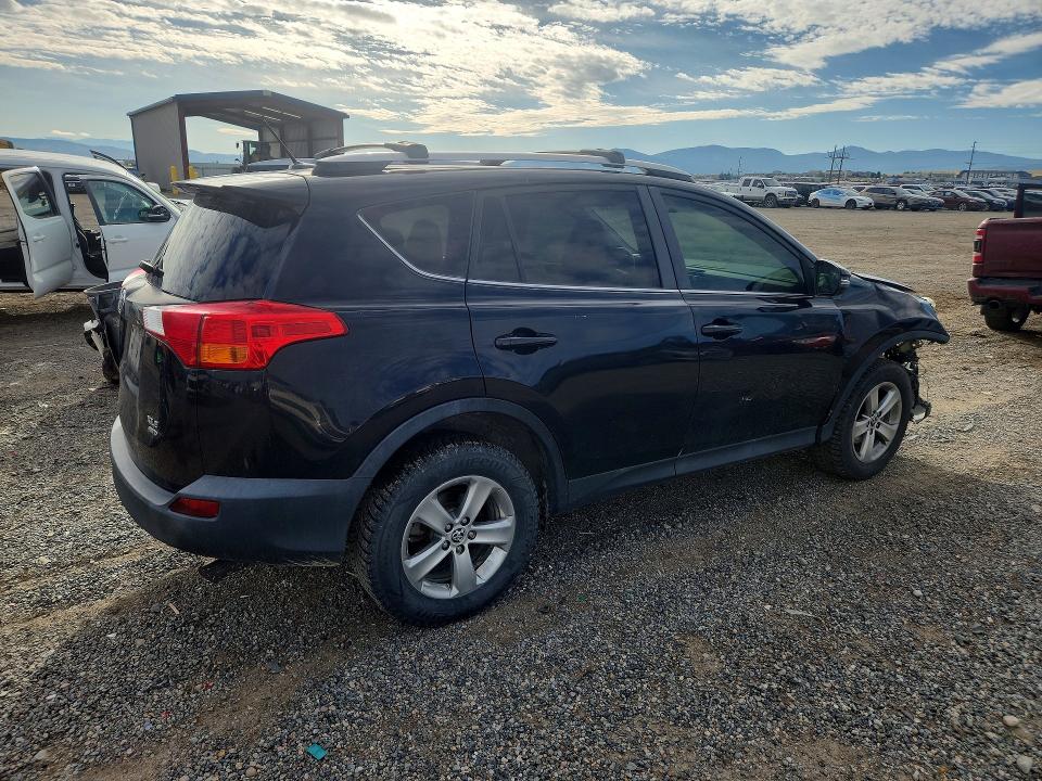 2015 Toyota Rav4 მანქანა იყიდება აუქციონზე, vin: 2T3RFREV4FW229753, აუქციონის ნომერი: 68846366