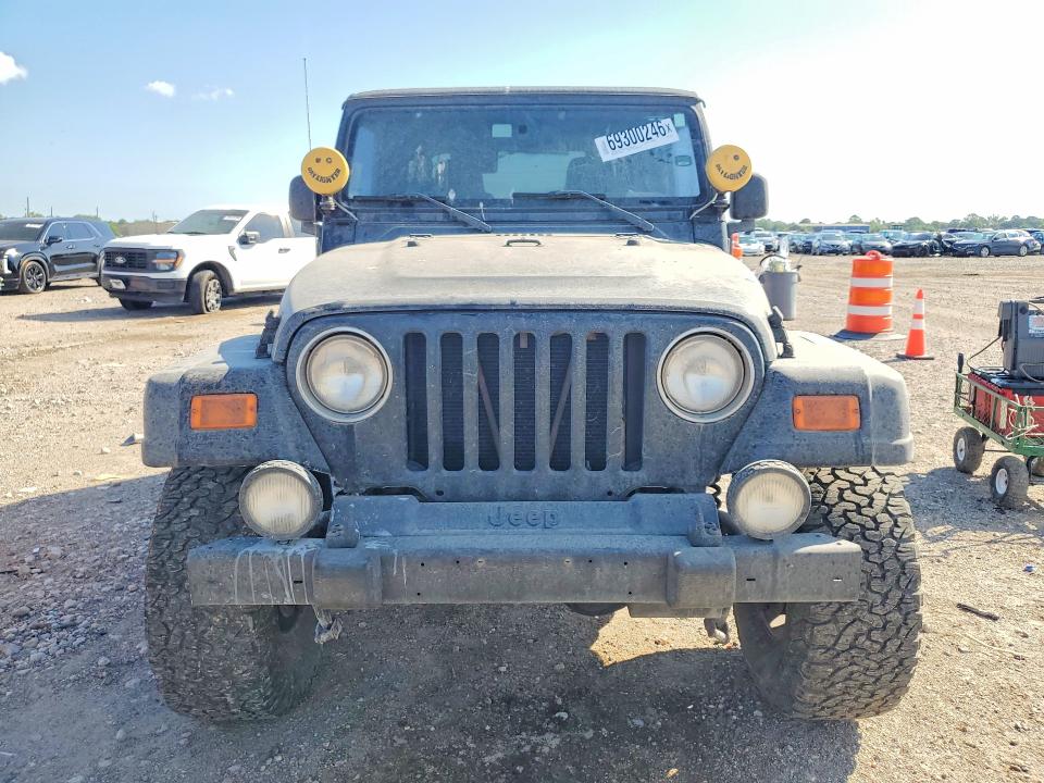 Продажа на аукционе авто 2004 Jeep Wrangler / Tj, vin: 1J4FA69S34P716672, номер лота: 69300246