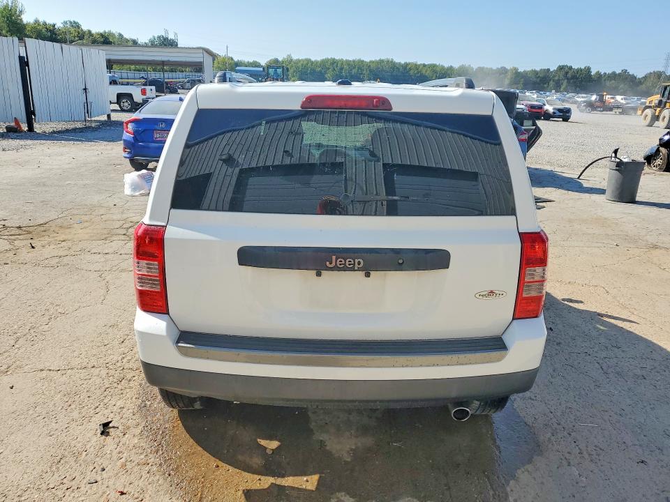 68676016 :رقم المزاد ، 1C4NJPBA4GD613789 vin ، 2016 Jeep Patriot مزاد بيع