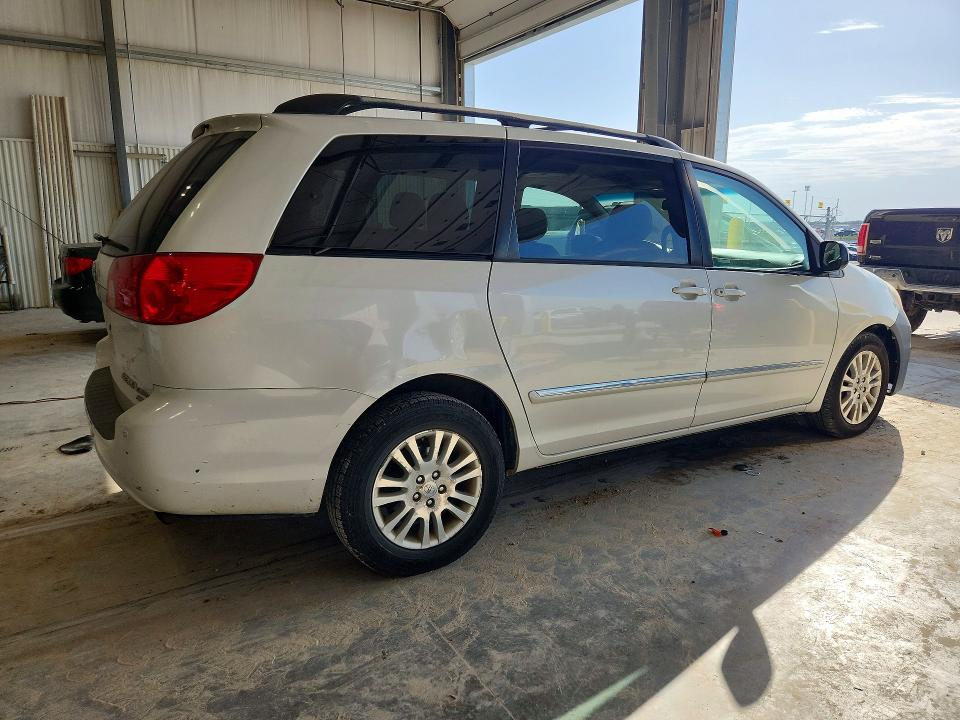 Aukcja sprzedaży 2008 Toyota Sienna, vin: 5TDBK22C48S018810, numer aukcji: 69750166