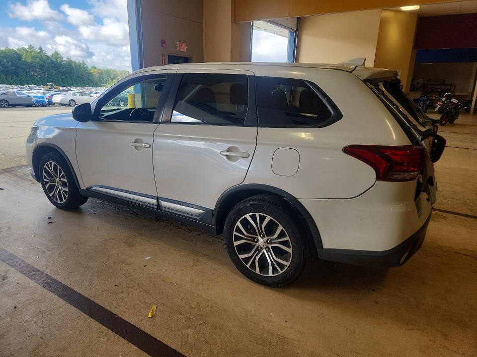 Продажа на аукционе авто 2017 Mitsubishi Outlander, vin: JA4AZ2A32HZ064301, номер лота: 68973706